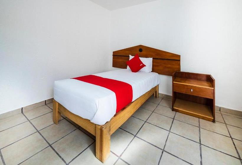 בית מלון כפרי Oyo  Los Pinos Silao