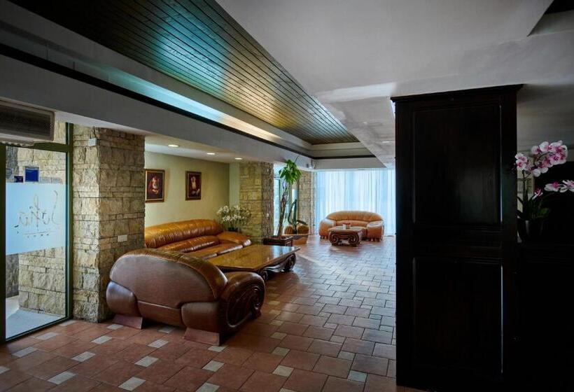 בית מלון כפרי & Restaurant Sofia