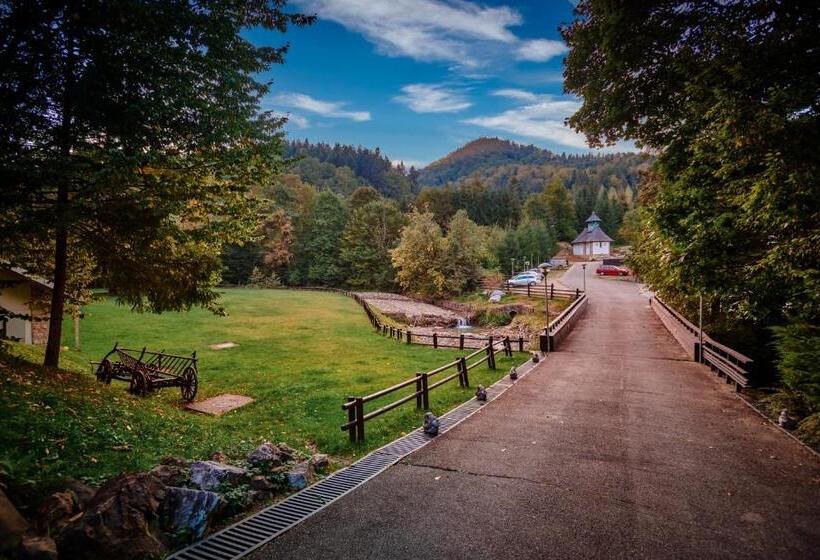 בית מלון כפרי & Restaurant Sofia