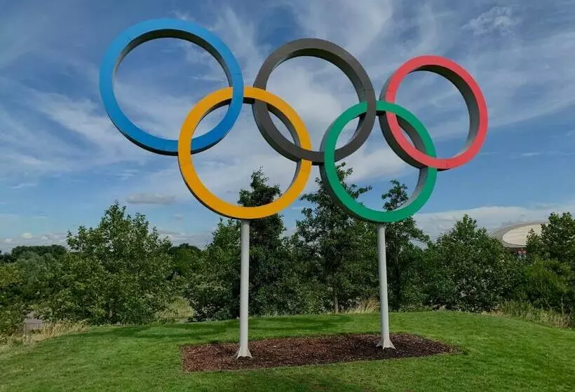 ホテル Snoozebox Olympic Park