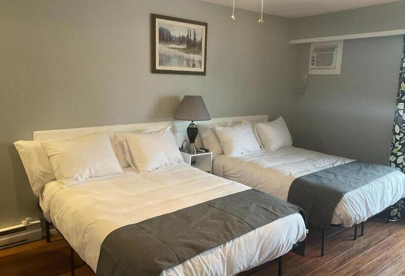 مُتل Celadon Lodge