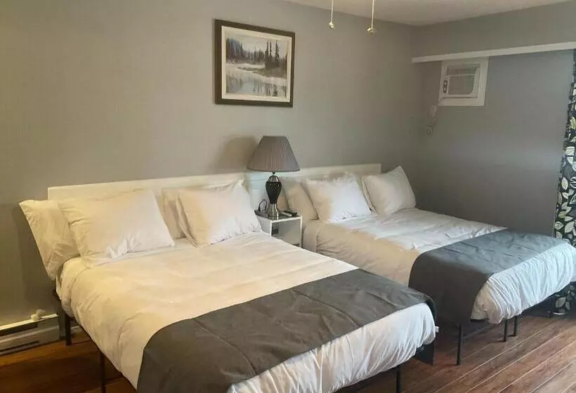 Motelli Celadon Lodge