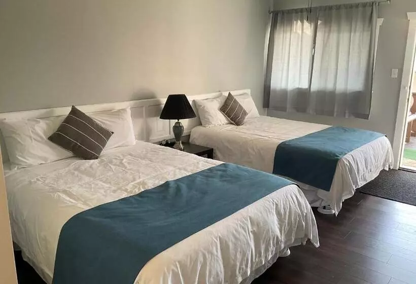 Motelli Celadon Lodge