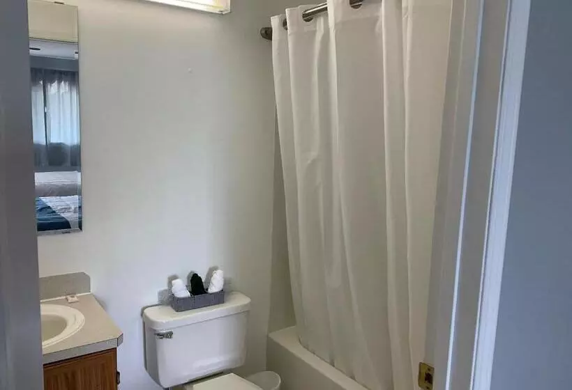 Motelli Celadon Lodge