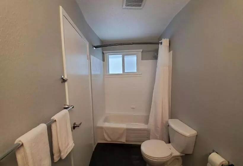 Motelli Celadon Lodge