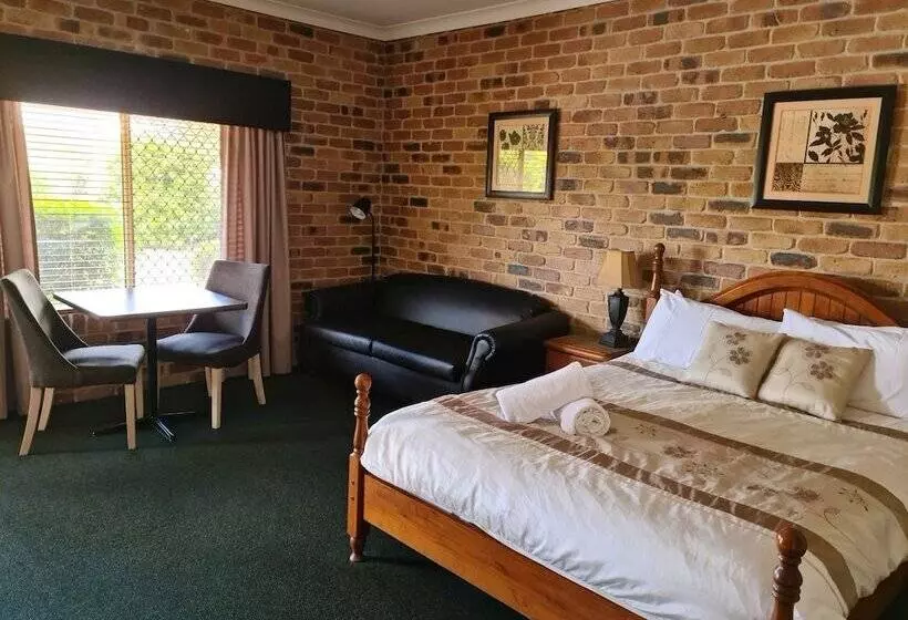 モーテル Country Gardens Motor Inn
