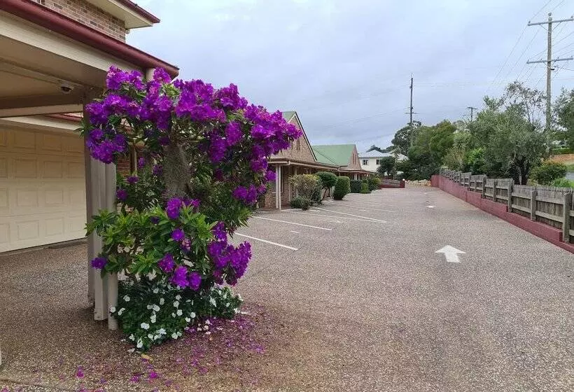 モーテル Country Gardens Motor Inn