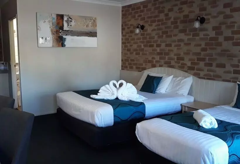 モーテル Country Gardens Motor Inn