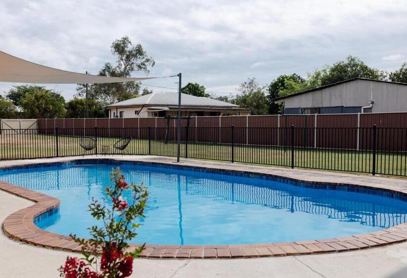 Мотель Starline Motor Inn