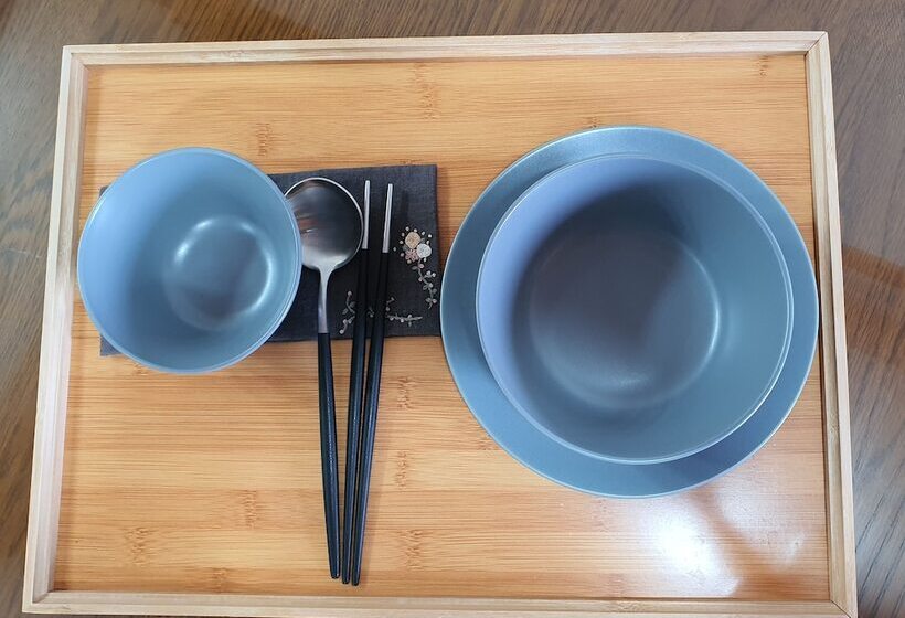 Navillera Hanok Pension