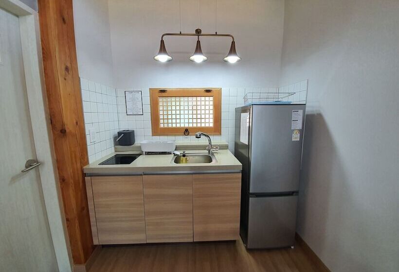 Navillera Hanok Pension