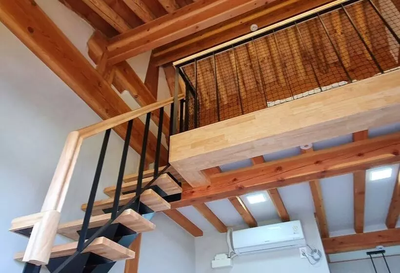 Navillera Hanok Pension