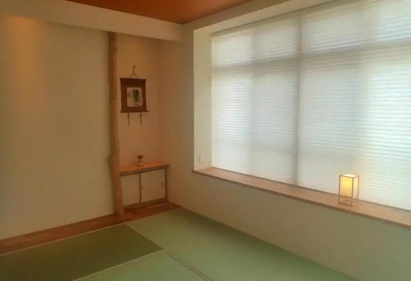 Majatalo Guest House Ishigaki