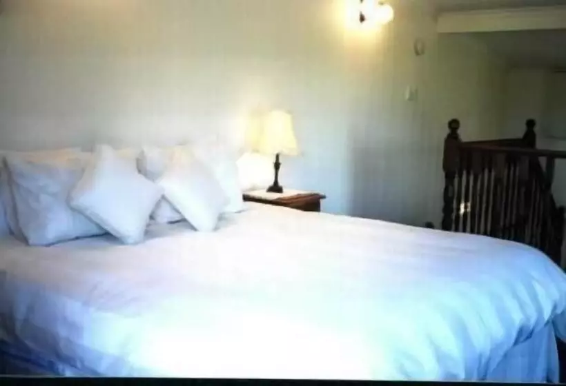 Majatalo Hill Top Country Guest House