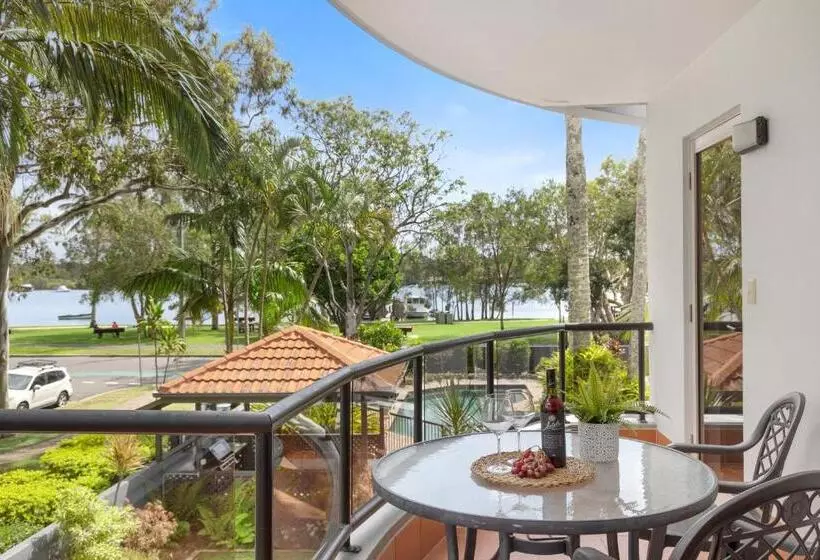 Lomakeskus Como Noosa