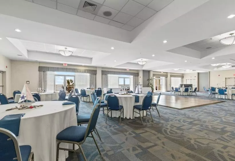 هتل Bay Watch Resort