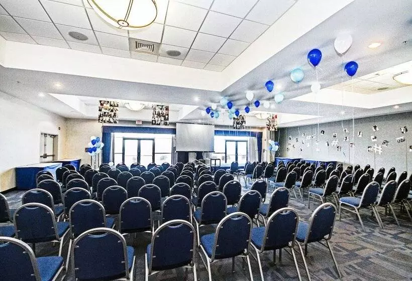 هتل Bay Watch Resort