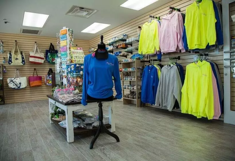 هتل Bay Watch Resort