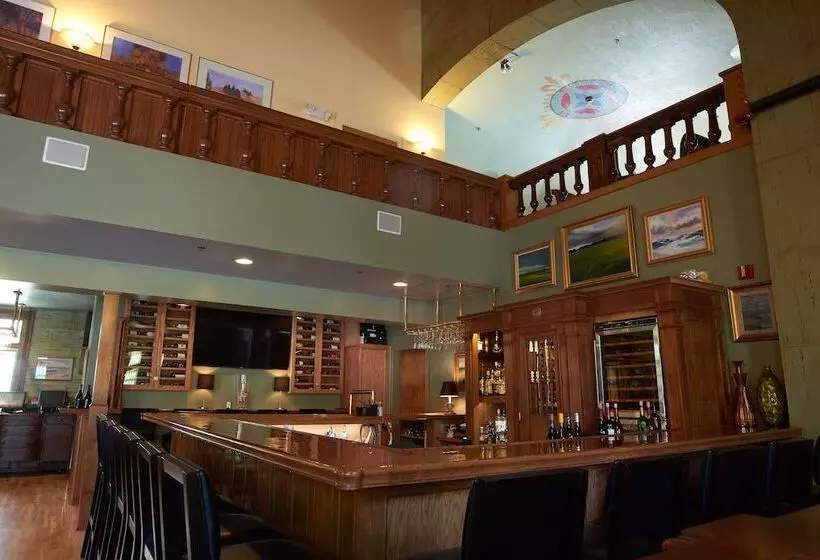 酒店 Belfry Inn And Bistro