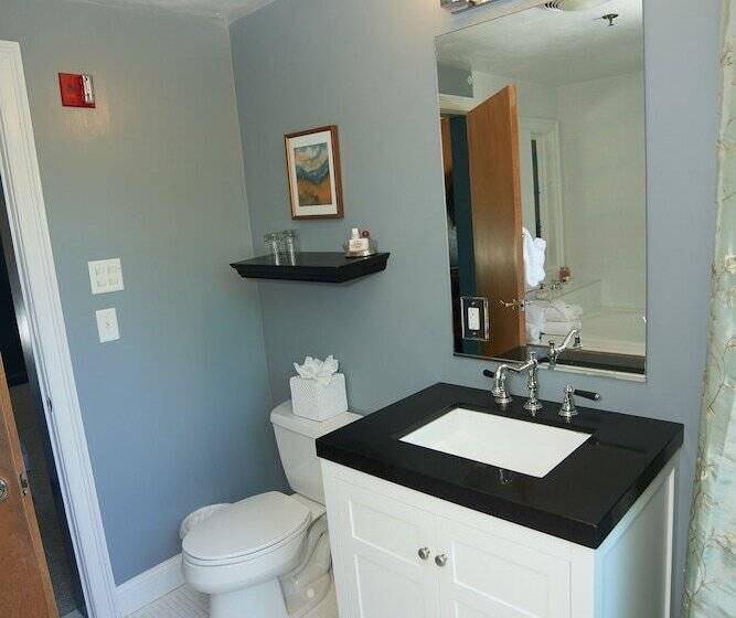 ホテル Belfry Inn And Bistro