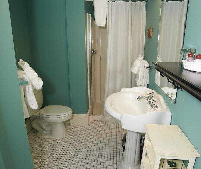 ホテル Belfry Inn And Bistro