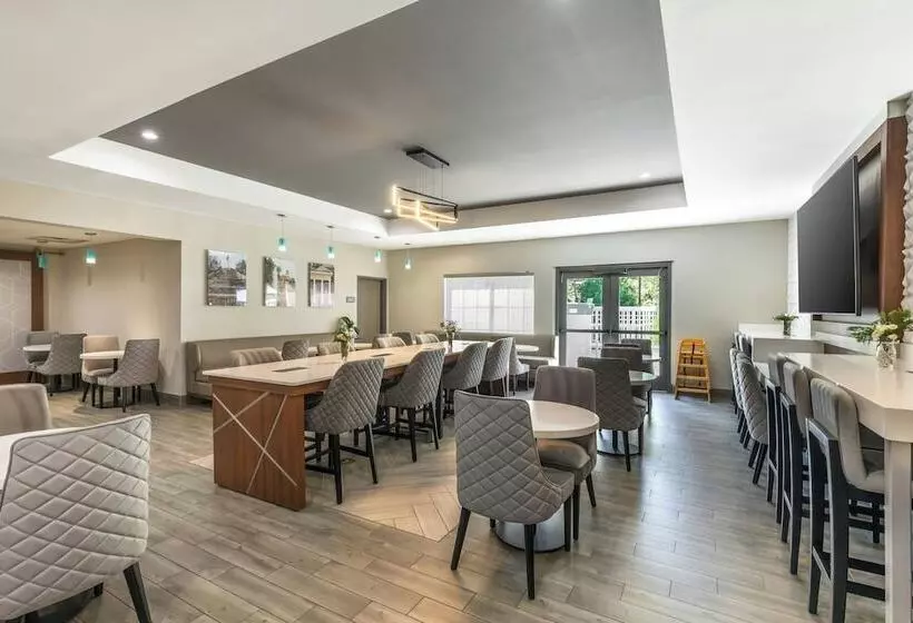 ホテル City Express by Marriott Duluth