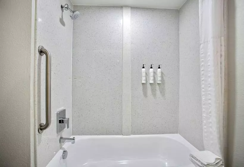 ホテル City Express by Marriott Duluth