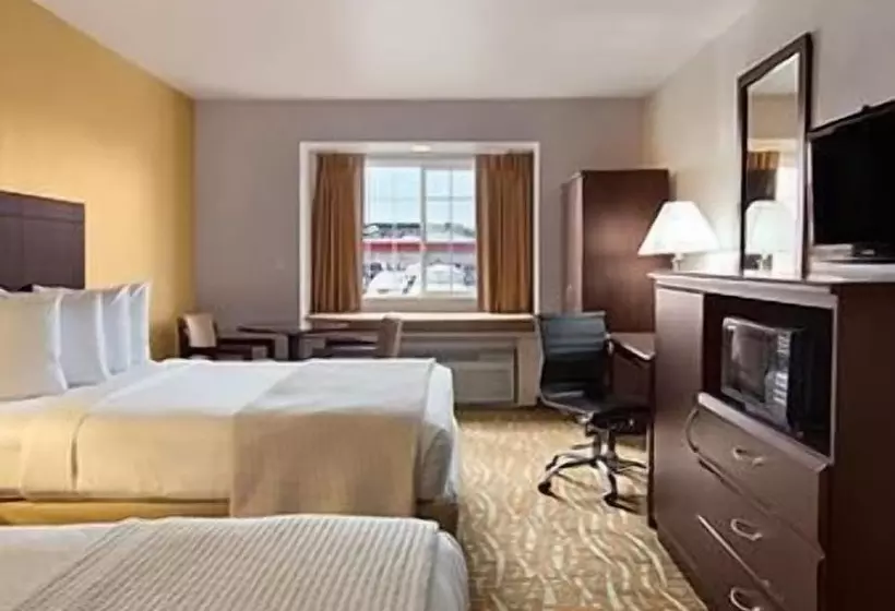 هتل Days Inn & Suites By Wyndham Spokane Airport Airway Heights