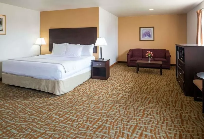 هتل Days Inn & Suites By Wyndham Spokane Airport Airway Heights
