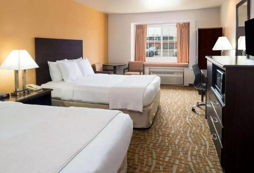 هتل Days Inn & Suites By Wyndham Spokane Airport Airway Heights