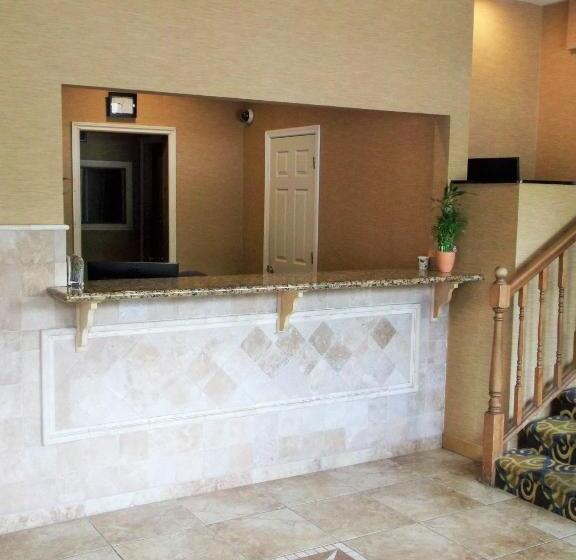 فندق Downtown Value Inn