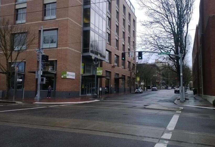 فندق Downtown Value Inn