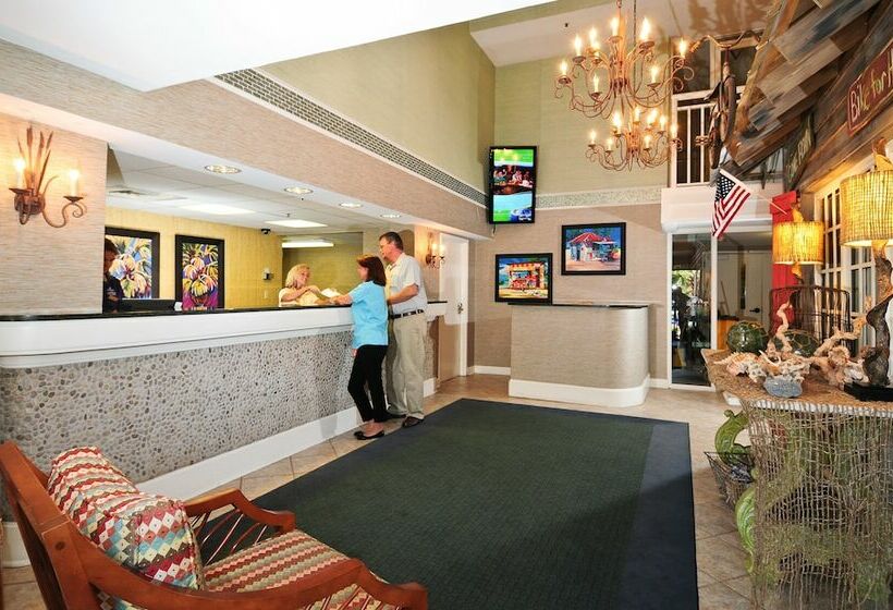 Hotel Holiday Pavilion Resort On The Boardwalk