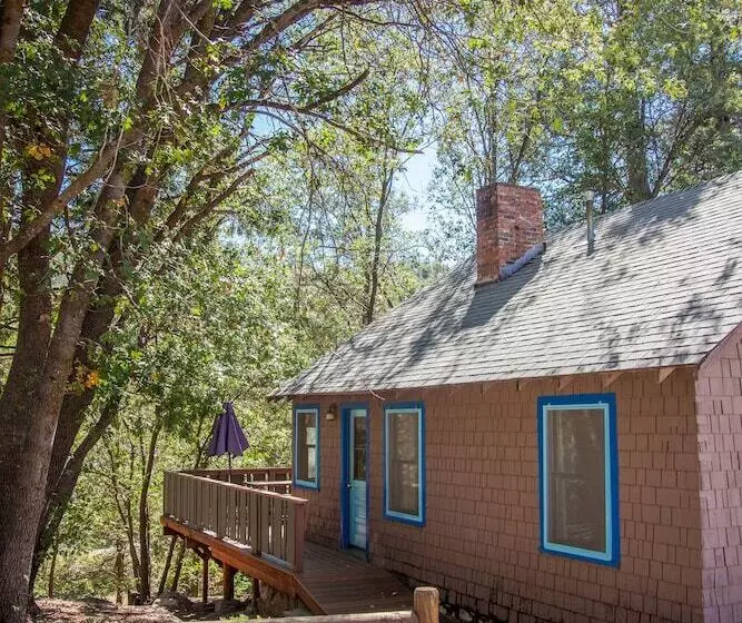 هتل Idyllwild Inn