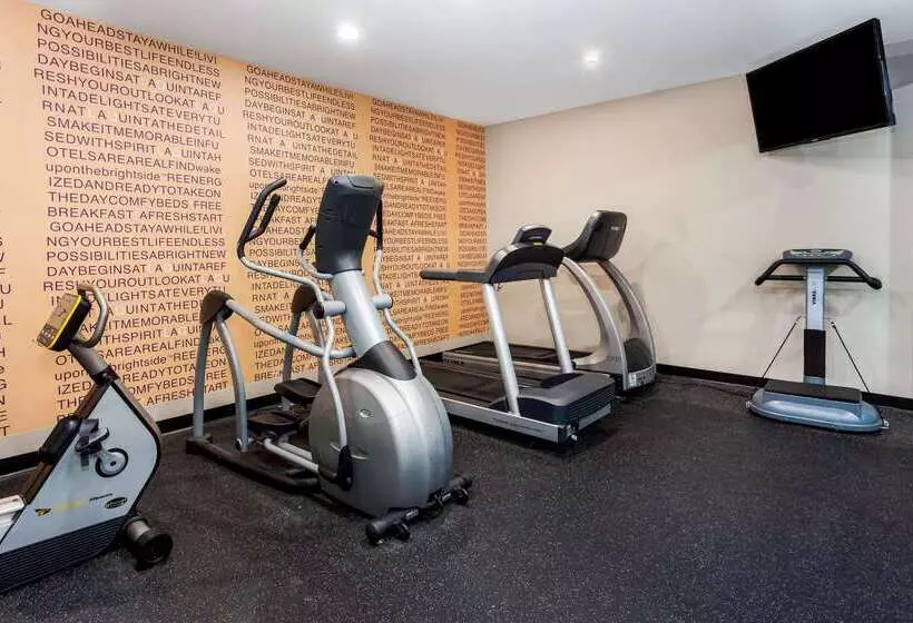 酒店 La Quinta By Wyndham Laredo Airport