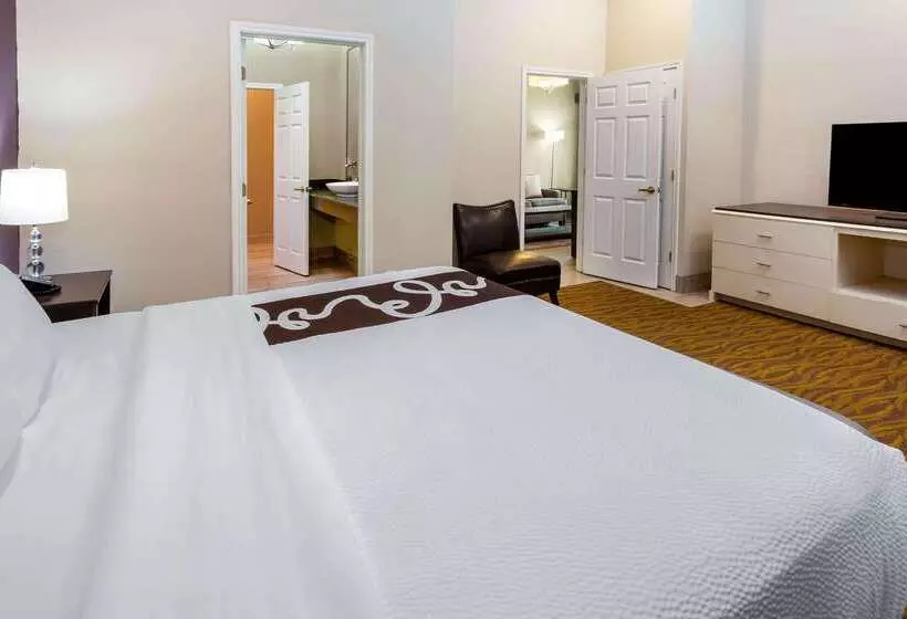 酒店 La Quinta By Wyndham Laredo Airport