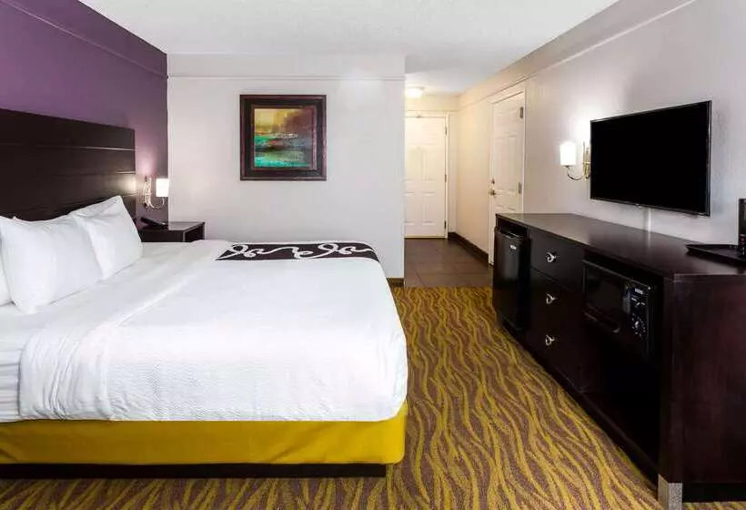 酒店 La Quinta By Wyndham Laredo Airport