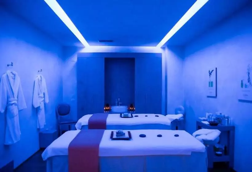 Отель L'Andana Tenuta La Badiola