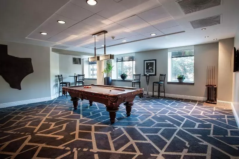 Magnolia Hotel Houston, A Tribute Portfolio