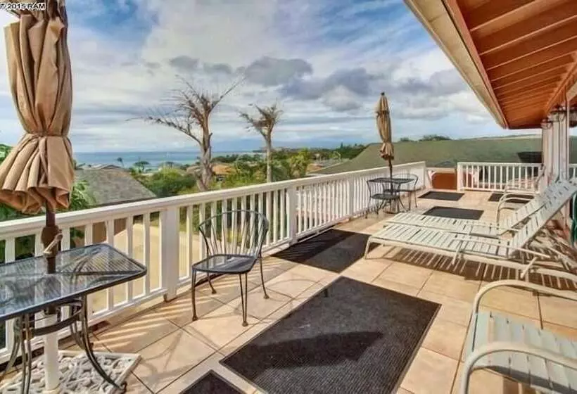 هتل Maui Garden Oasis