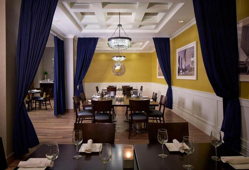 ホテル Milwaukee Marriott West