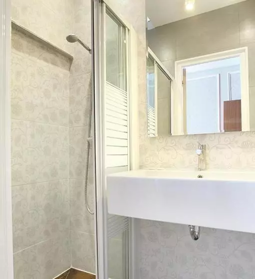 ホテル Montpensier