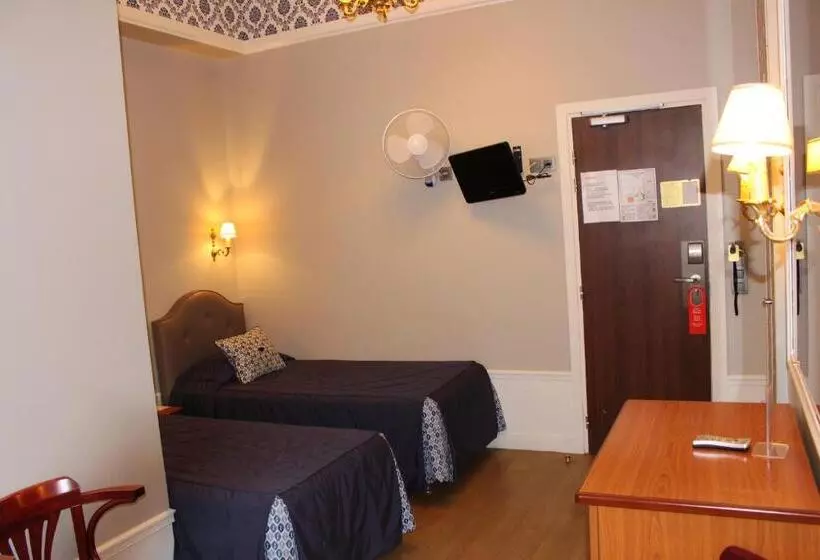 ホテル Montpensier