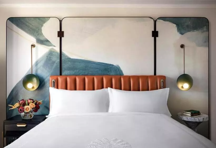 בית מלון כפרי Raffles Boston