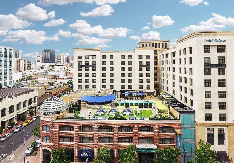 Margaritaville Hotel San Diego Gaslamp Quarter