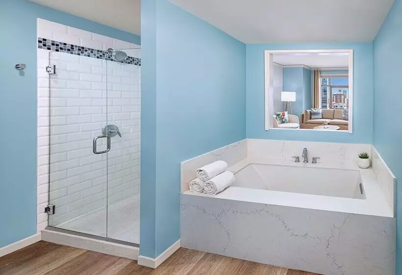 Margaritaville Hotel San Diego Gaslamp Quarter