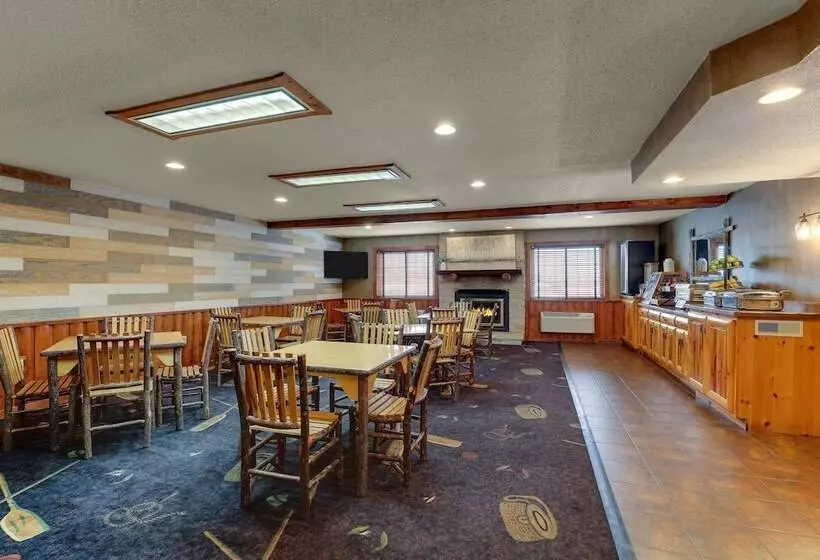 Отель Stoney Creek Inn Quincy