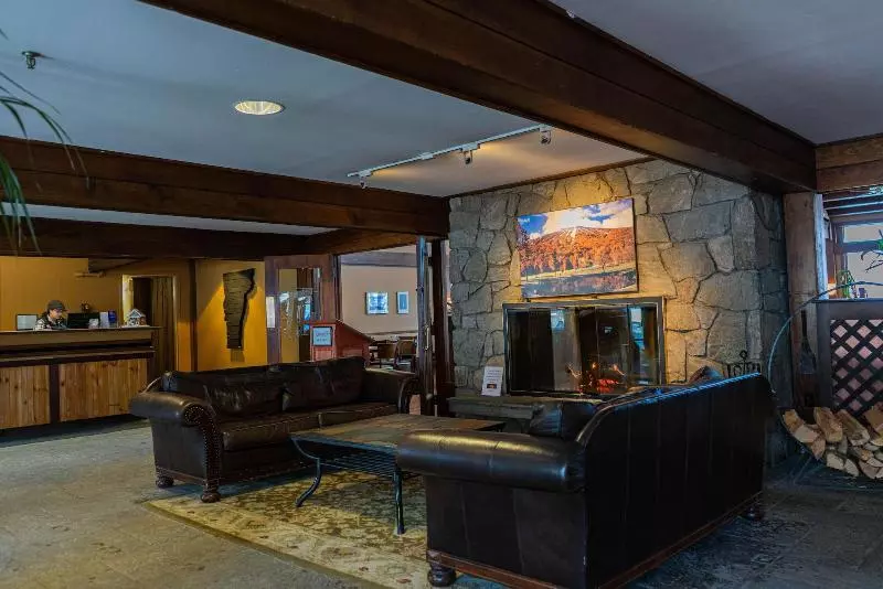 ホテル The Black Bear Lodge At Stratton Mountain Resort