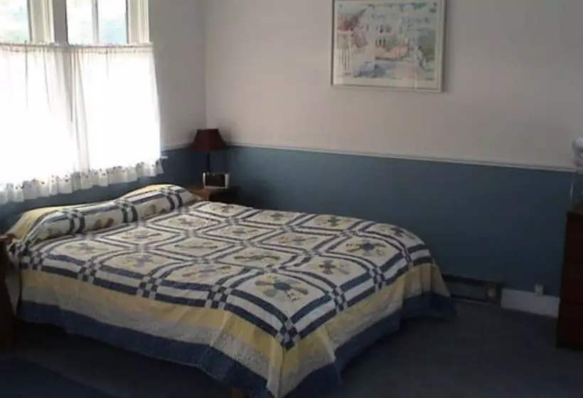 هتل The Inn At Penn Cove