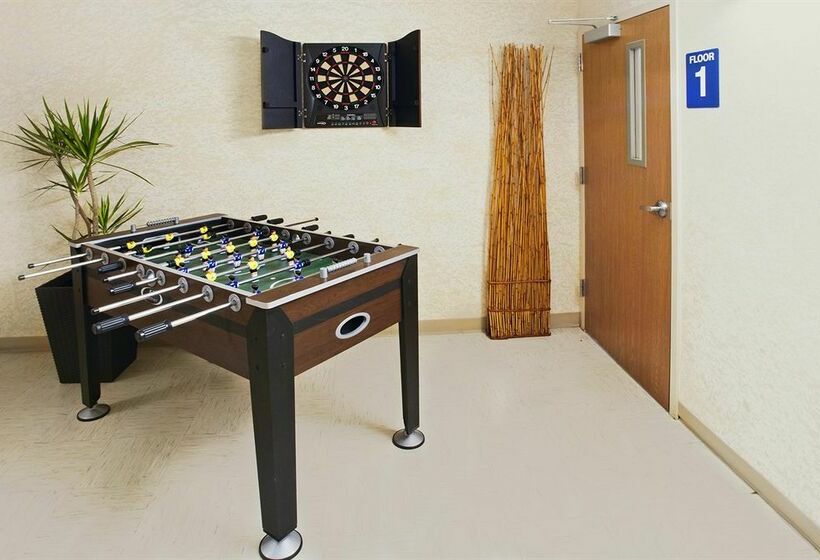 Microtel Inn & Suites Brunswick-North